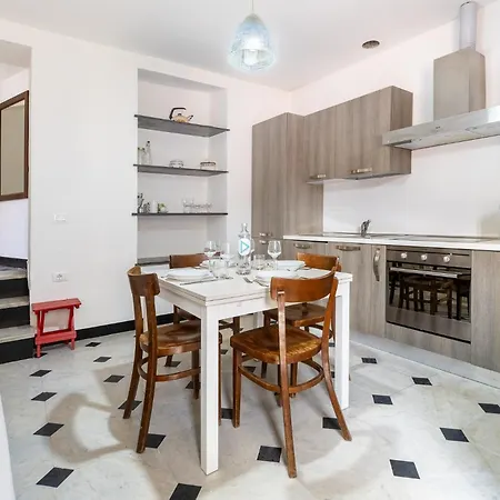 Hostdomus - Ca' Di Nava بيت للعطل *